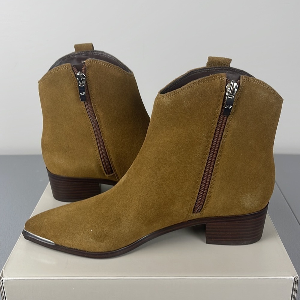 Marc Fisher Mikala Pointed Toe Bootie. Size 7. - Picture 8 of 10